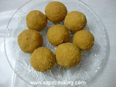 Besan Laddoo Besan Laddoo Recipe