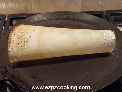 Roll the dosa