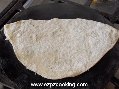 Cook stuffed mooli parantha