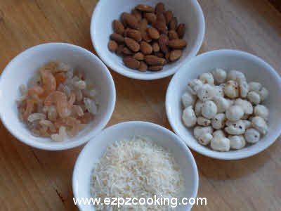 Nuts for panjiri