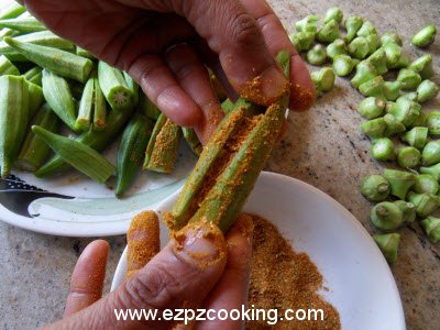 Fill bhindi