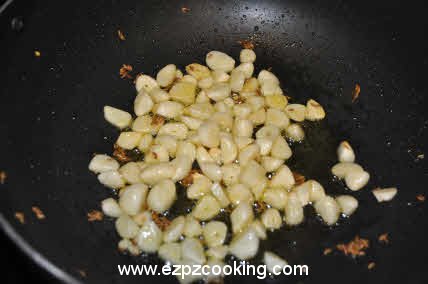 Saute garlic for thecha