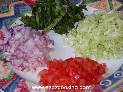 Chop vegetables for uttapam