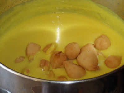 Added pakori to kadhi