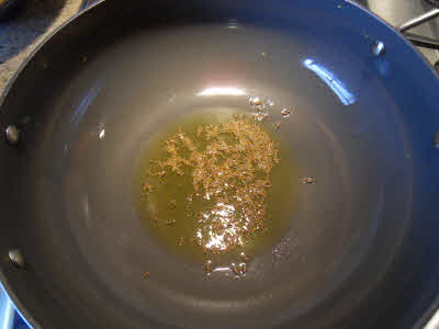 Preparing tempering for mixed dal