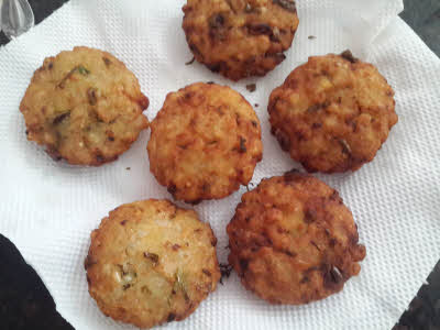 Shape sabudana cutlets