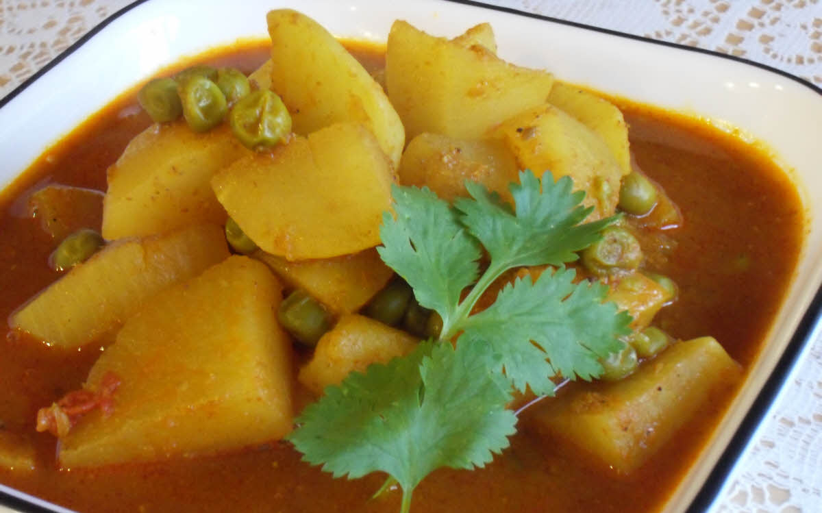 Shalgam (Turnip) Curry