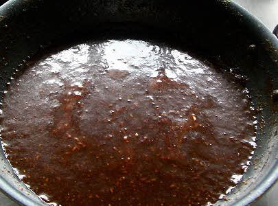 Keep stirring the saunth mixture