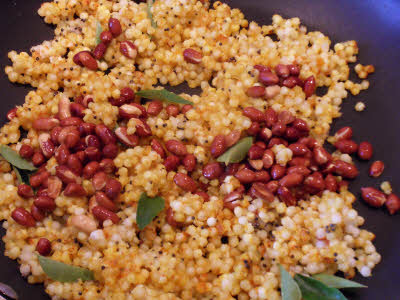 Add peanuts to sabudana khichdi