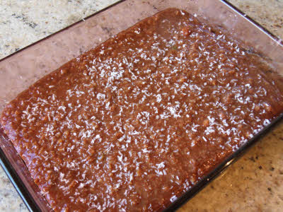 Pour the chocolate mixture in a tray
