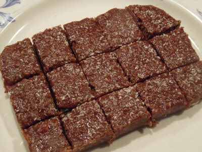 Cut chocolate burfi in small pieces