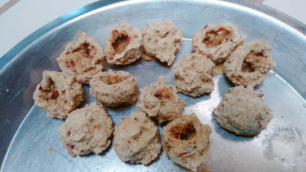 Make Urad Badi Mixture