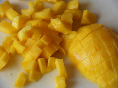 Chop mango in small pieces