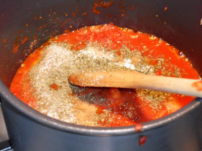 Make sauce for pasta