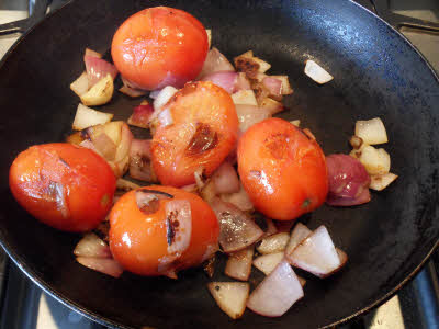 Roast onion, tomato, garlic for roasted tomato chutney