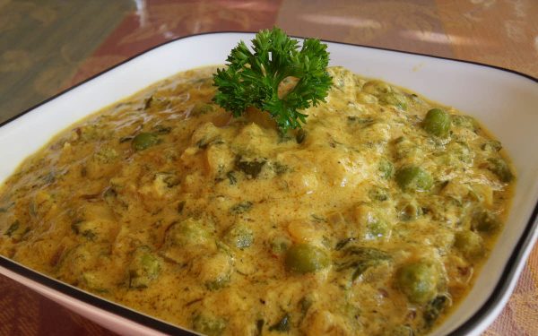 Methi Malai Matar