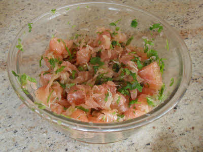 Pomelo salad is ready