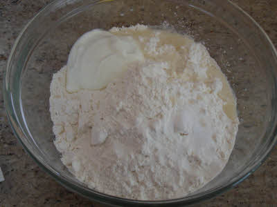 Prepare the kulcha dough