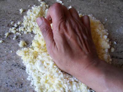 Knead the cheese for sandesh