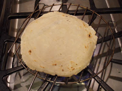 Cook bhakri