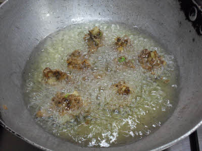 Fry kuttu pakori