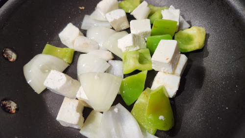 Cut paneer and capsicum