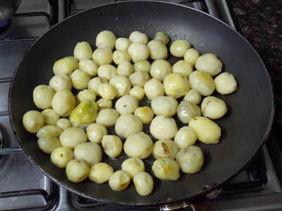 Stir frying potatoes