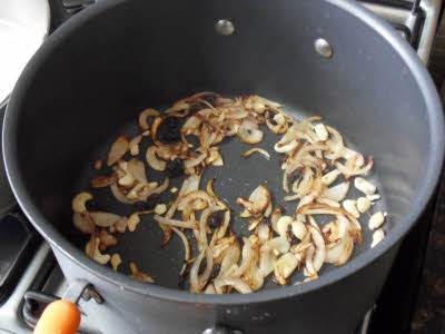 Frying onions