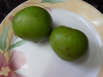 Raw mangoes