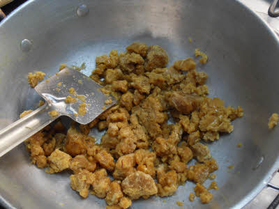 Melting jaggery