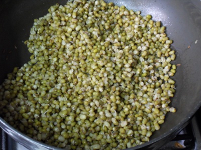 Add Sprouted Moong to the wok