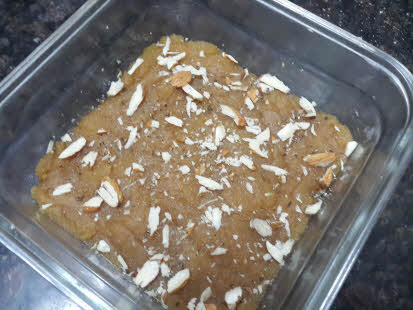 Setting Besan Halwa barfi