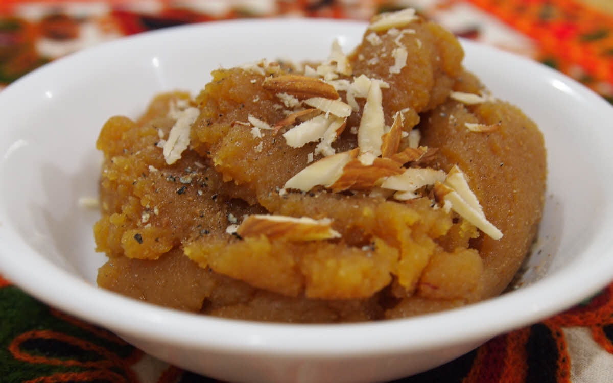 Besan Ka Halwa