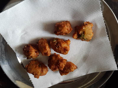 Frying Ram Laddoo