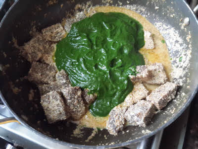 Add spinach puree to Sepu Badi