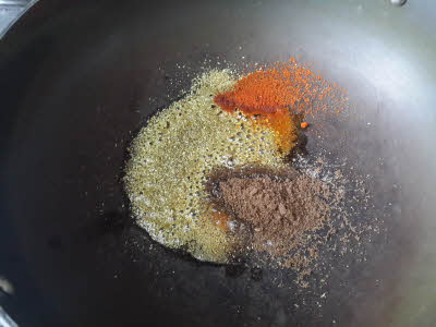 Cook spices