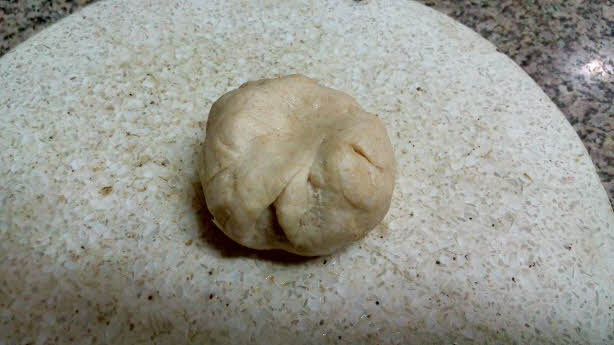 Stuff the dough with potato