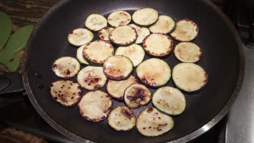 Fry zucchini