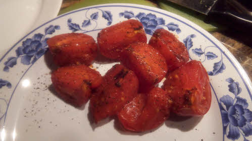 Fry tomatoes