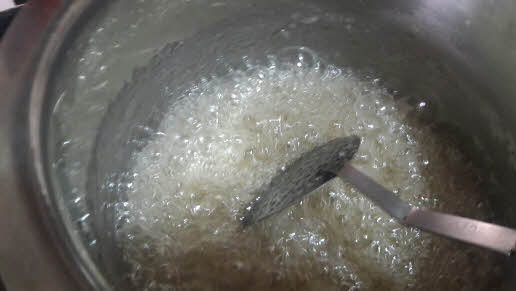 Make sugar syrup