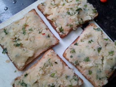 Coat bread slices with potato mixture