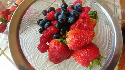 Chop berries