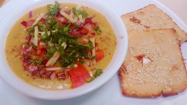 Moradabadi Dal With Biscuity Roti