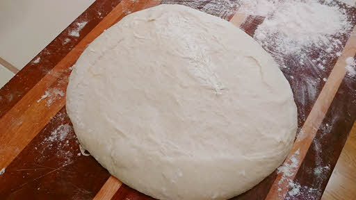 bench resting the dough