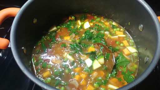 Cook minestrone soup