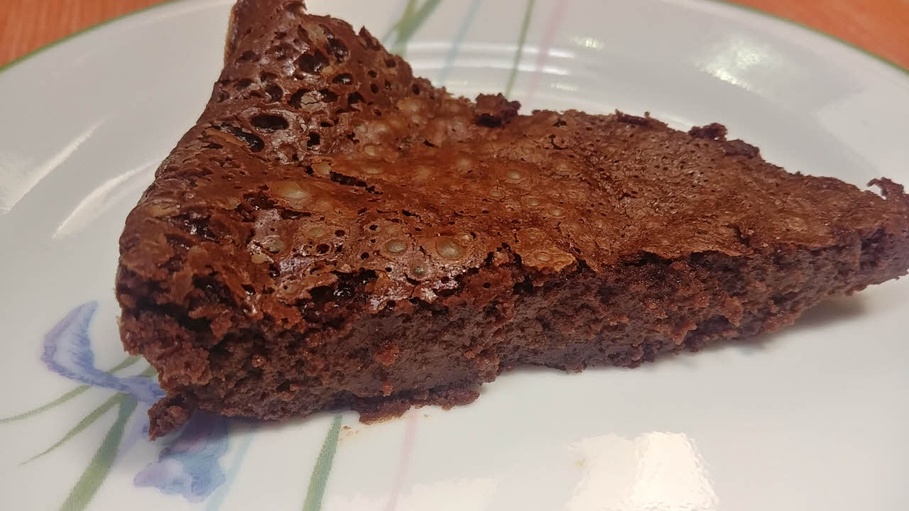 Flourless Chocolate Cake