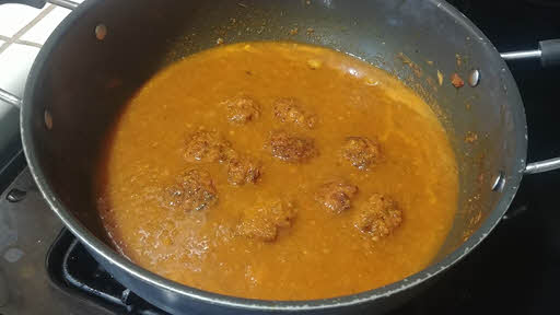 Zucchini kofta curry is ready