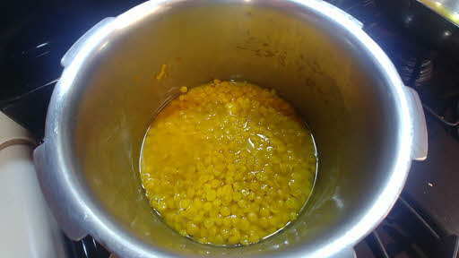 Cooked dal