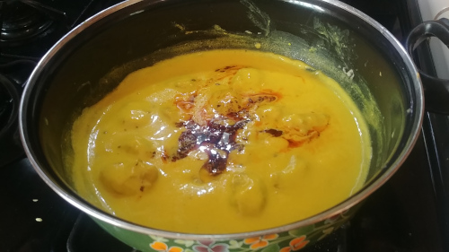 Top kadhi with tempering