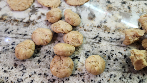 Flatten the dough Flatten the dough